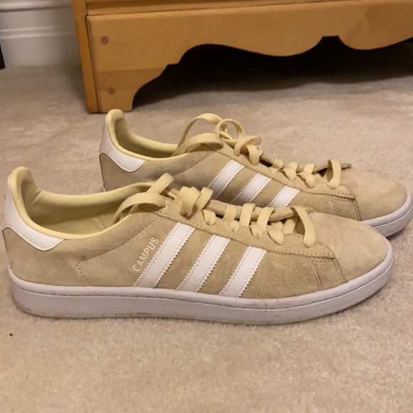 Pastel yellow adidas campus sneakers - Picture 2 of 4